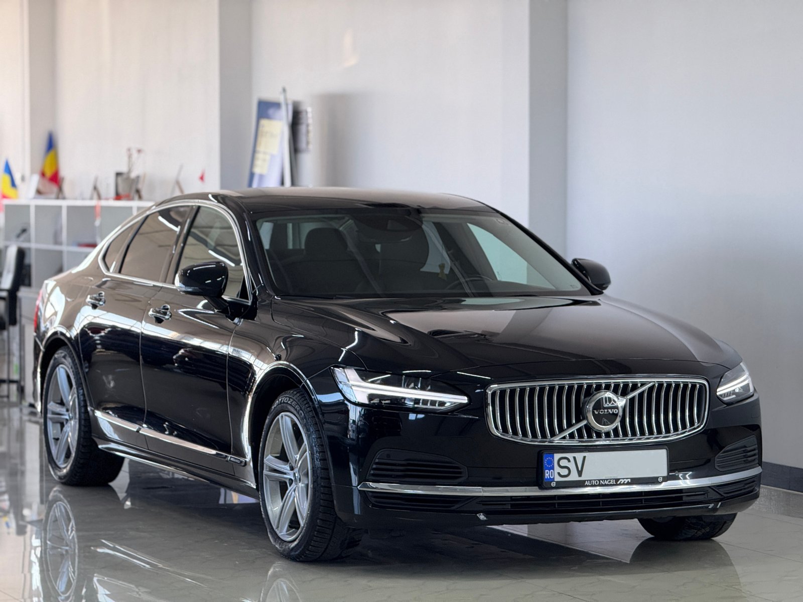 2020 Volvo S90 T8 Recharge AWD Geartronic Inscription